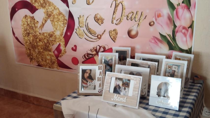 dia-madre-hogar-santabarbara-mujer-caritas-madrid-5